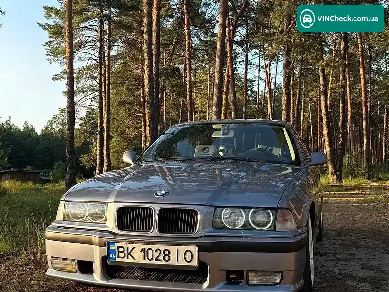BMW 3 Series 1994, фото з оголошення 1 з 17, VIN WBABE11010JG59567