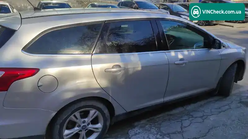 Ford Focus 2011, фото з оголошення 2 з 6, VIN WF0LXXGCBLBU50992