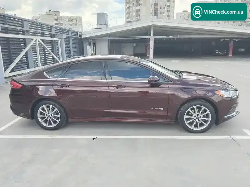 Ford Fusion 2016, фото з оголошення 2 з 20, VIN 3FA6P0LUXHR271976