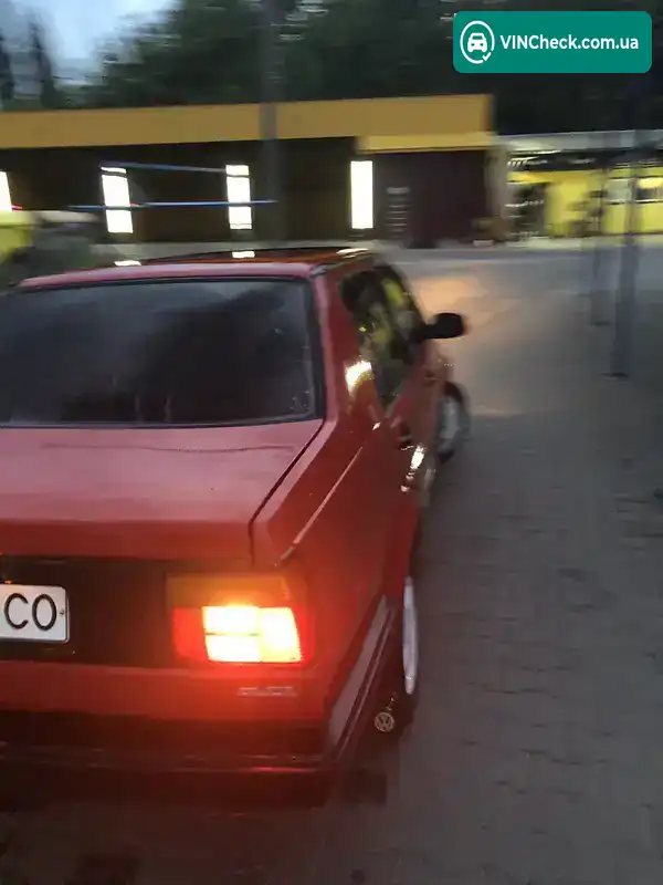 Volkswagen Jetta 1988, фото з оголошення 1 з 9, VIN WVWZZZ1GZKW060322