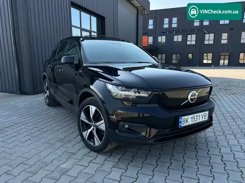 Volvo XC40 2020, фото з оголошення 2 з 21, VIN YV1XZEDVEM2513673