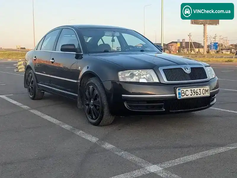 Skoda Superb 2003, фото з оголошення 1 з 11, VIN TMBBV63U439040531