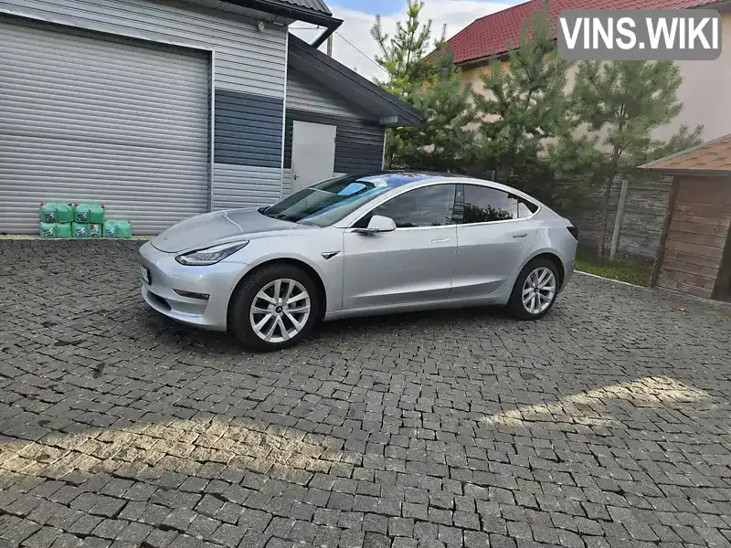 Tesla Model 3 2018, фото з оголошення 2 з 13, VIN 5YJ3E1EB8JF084912