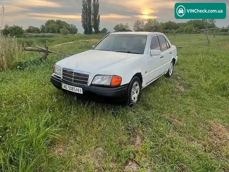 Mercedes-Benz C-Class 1994, фото з оголошення 2 з 7, VIN WDB2020181F106885