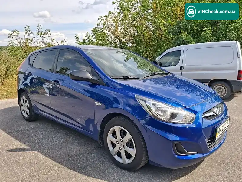 Hyundai Accent 2013, фото з оголошення 2 з 20, VIN Z94CT51CBDR081806