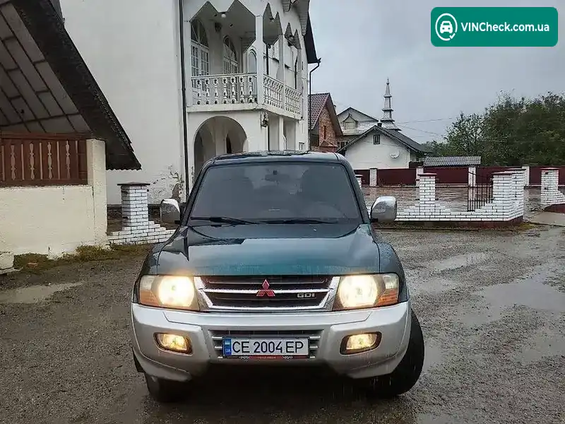 Mitsubishi Pajero 2001, фото з оголошення 2 з 15, VIN JMBLYV75W1J001899