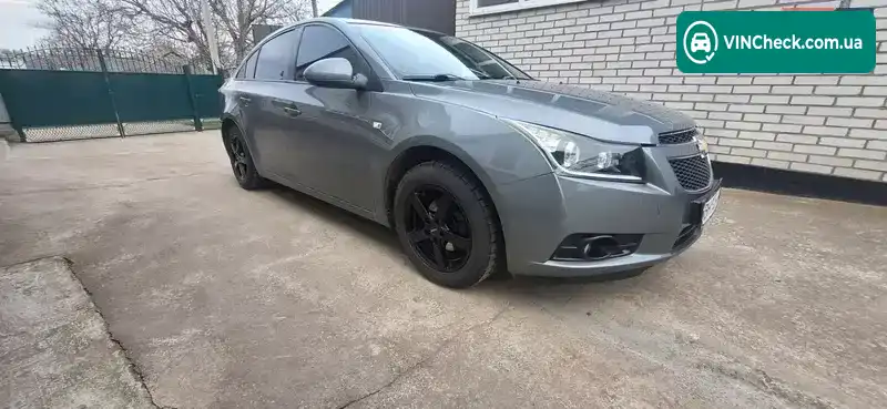 Chevrolet Cruze 2010, фото з оголошення 2 з 21, VIN KL1JF69E9AK718089
