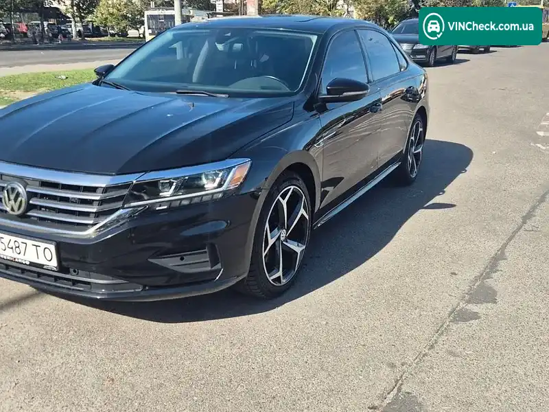 Volkswagen Passat 2020, фото з оголошення 2 з 10, VIN 1VWMA7A36LC012296