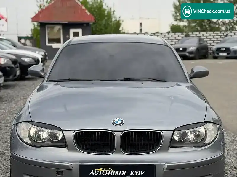 BMW 1 Series 2009, фото з оголошення 2 з 11, VIN WBAUE31000E276018