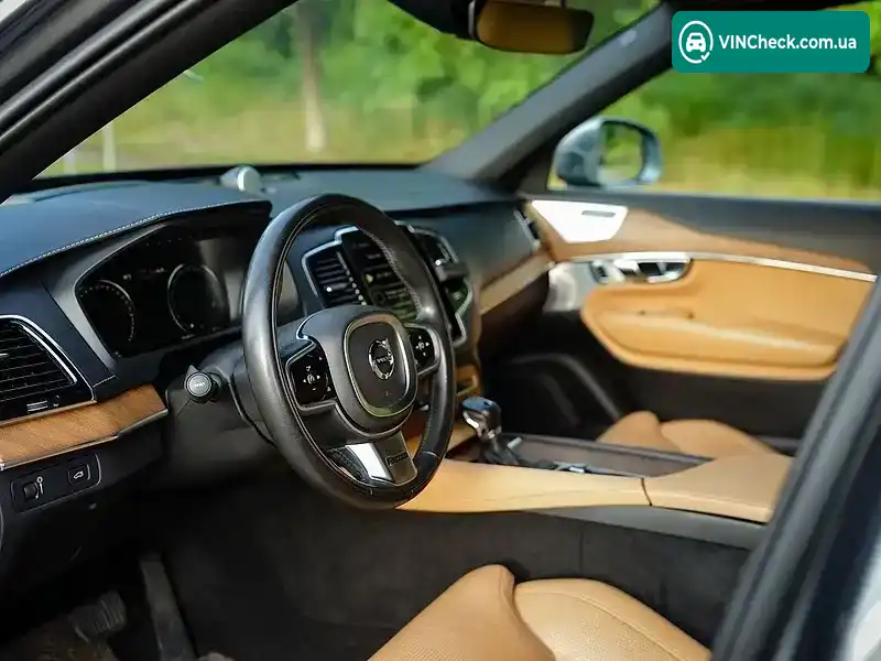 Volvo XC90 2017, фото з оголошення 2 з 20, VIN YV1LF68ACJ1218304