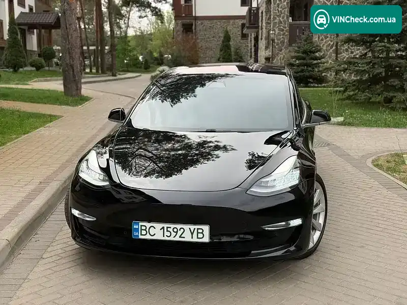 Tesla Model 3 2019, фото з оголошення 2 з 21, VIN 5YJ3E1EBXKF192451