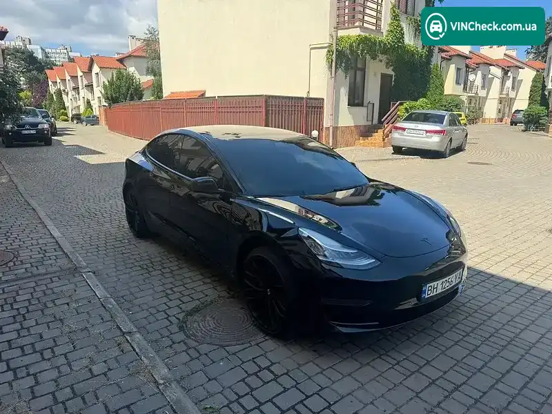 Tesla Model 3 2020, фото з оголошення 2 з 6, VIN 5YJ3E1EA2LF743304