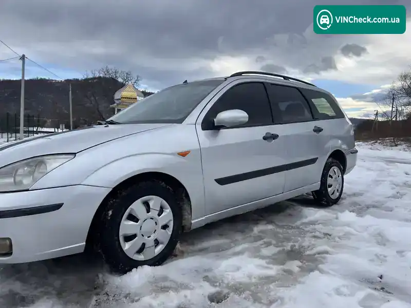 Ford Focus 2004, фото з оголошення 2 з 21, VIN WF0NXXWPDN4R34084