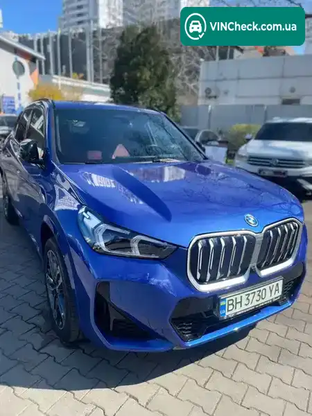 BMW iX1 2023, фото з оголошення 2 з 21, VIN WBY61EF0505W59043