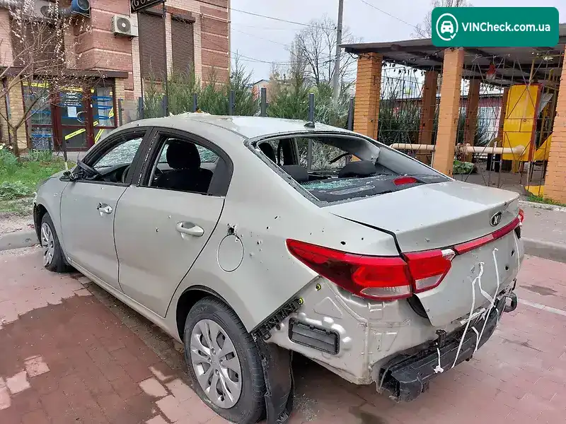 Kia Rio 2018, фото з оголошення, VIN Z94C241ABJR063645