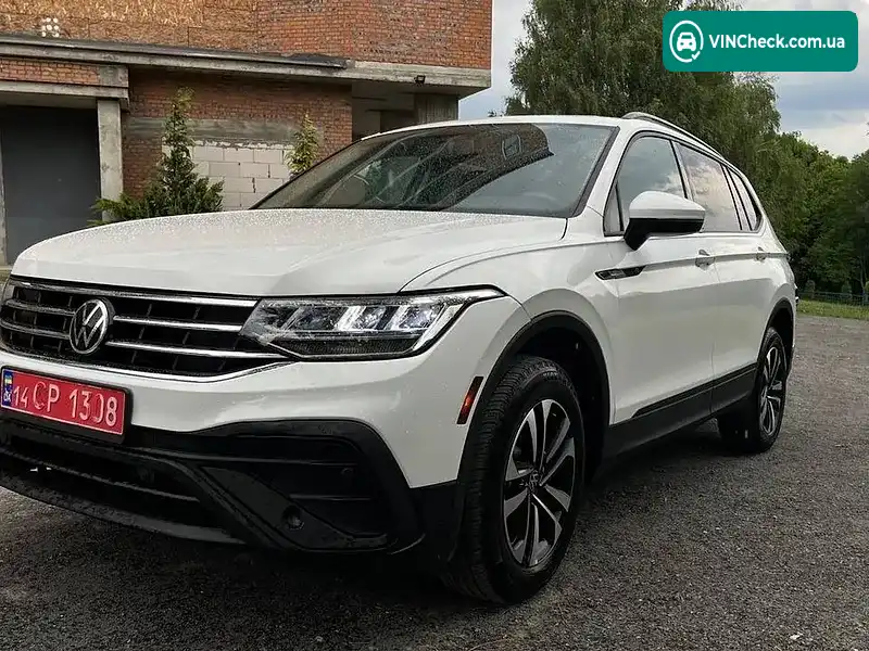 Volkswagen Tiguan 2021, фото з оголошення 2 з 20, VIN 3VV1B7AX3NM001426