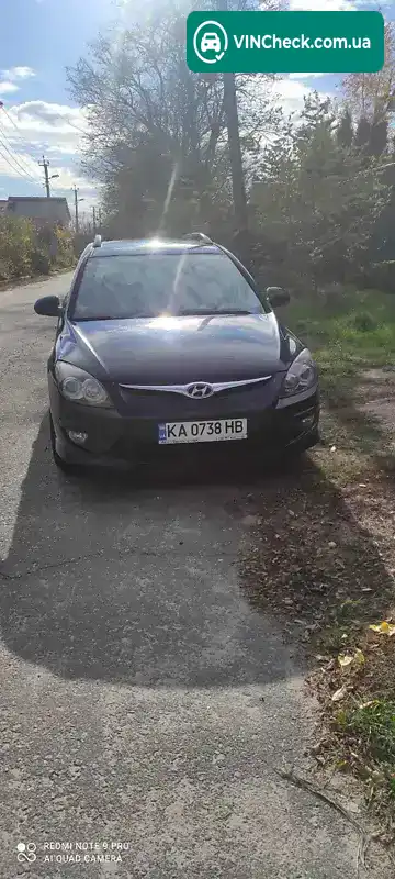 Hyundai i30 2010, фото з оголошення 2 з 18, VIN TMADB81SABJ057220