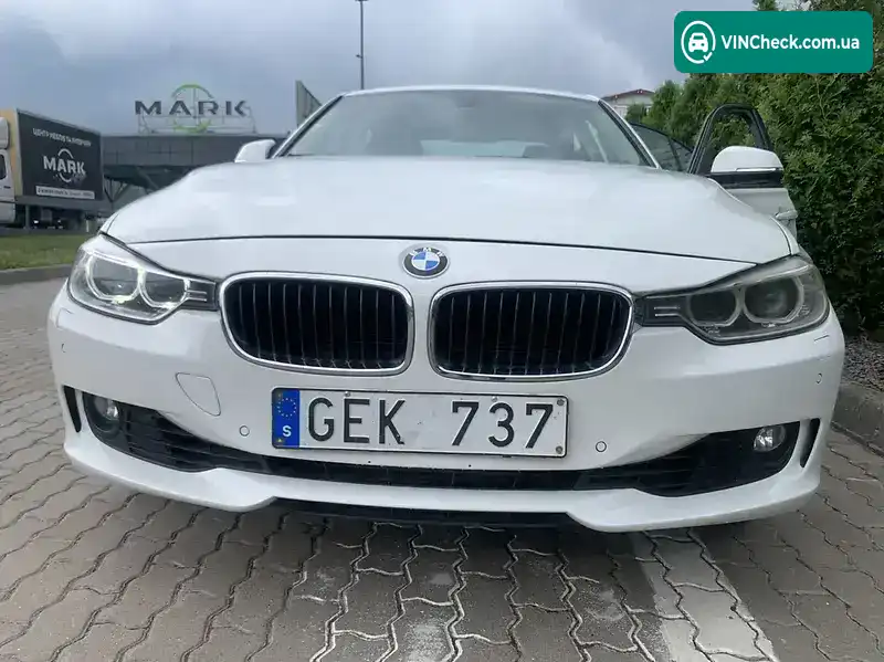 BMW 3 Series 2015, фото з оголошення 2 з 20, VIN WBA3B5C52FF961116