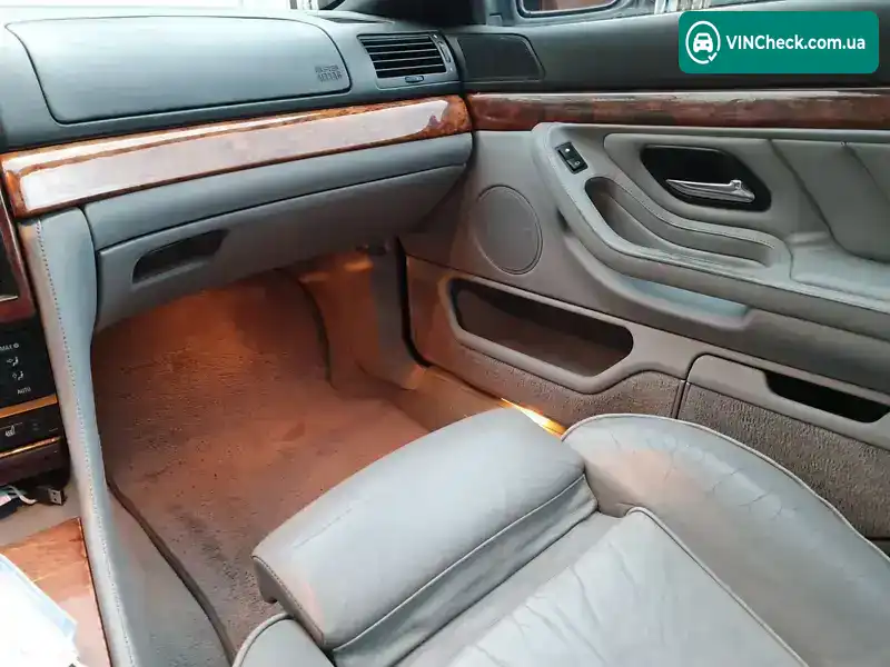BMW 7 Series 2000, фото з оголошення 1 з 19, VIN WBAGG81030DF90016