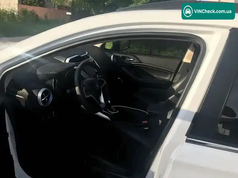 BYD Yuan 2018, фото з оголошення 2 з 11, VIN LC0CE4DC5J0134116