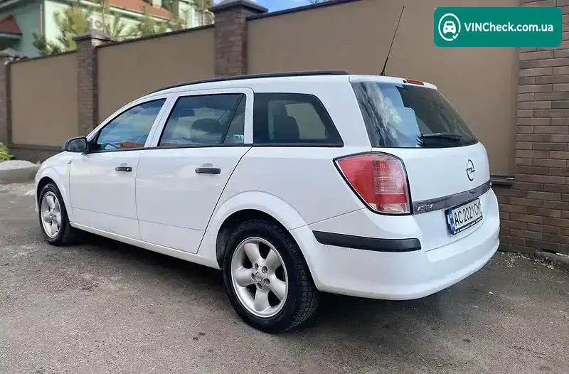 Opel Astra 2006, фото з оголошення 2 з 9, VIN W0L0AHL3565214453