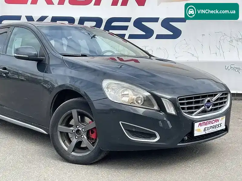 Volvo V60 2013, фото з оголошення 2 з 21, VIN YV1FW84ABD1121529