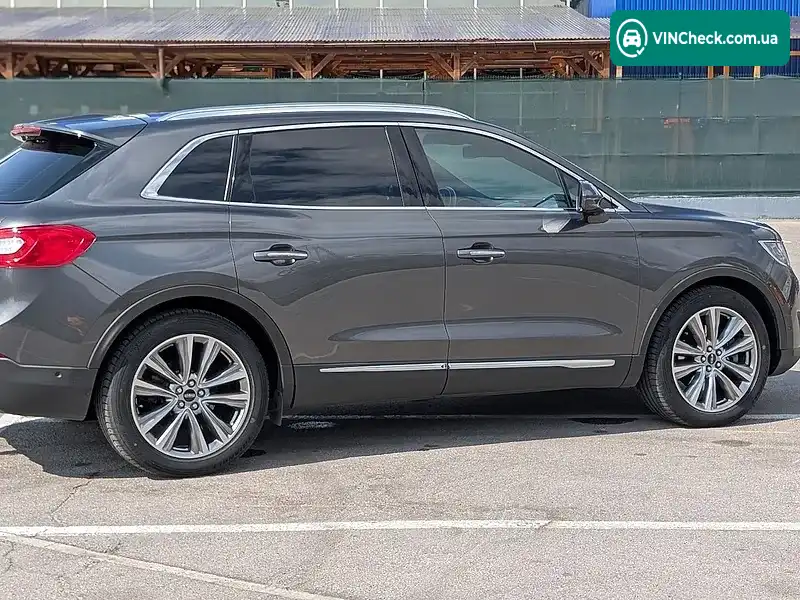 Lincoln MKX 2016, фото з оголошення 1 з 17, VIN 2LMPJ8LP4HBL19463