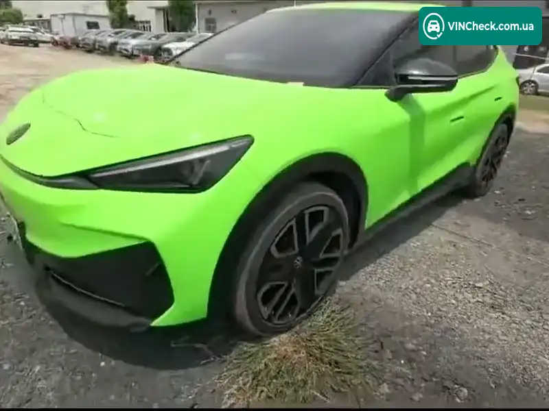 Volkswagen ID. UNYX 2024, фото з оголошення 2 з 7, VIN HVWKA0ER7R1200124