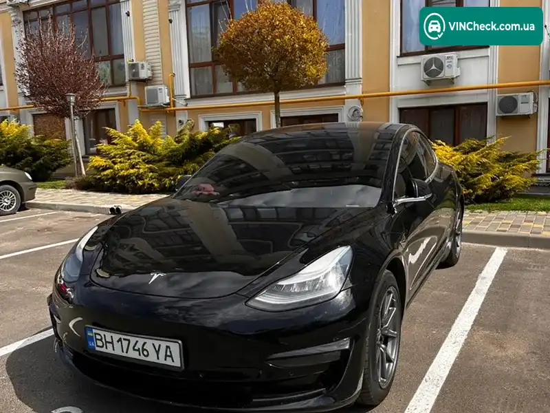 Tesla Model 3 2018, фото з оголошення 1 з 17, VIN 5YJ3E1EA7JF123030
