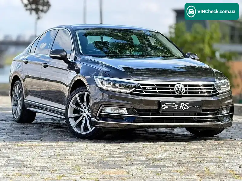 Volkswagen Passat 2017, фото з оголошення 1 з 20, VIN WVWZZZ3CZJE062885