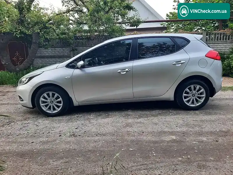 Kia Ceed 2013, фото з оголошення 2 з 20, VIN U5YHM515AEL086274
