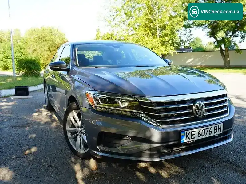 Volkswagen Passat 2020, фото з оголошення 1 з 20, VIN 1VWSA7A3XLC010056