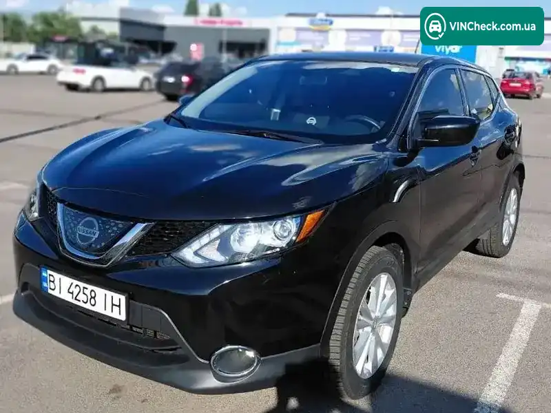 Nissan Rogue Sport 2018, фото з оголошення 2 з 17, VIN JN1BJ1CP3JW185702