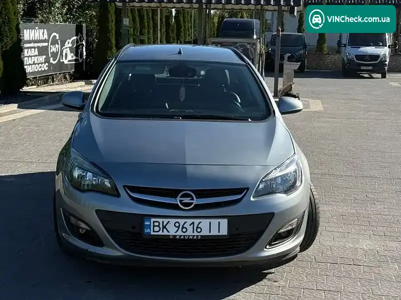 Opel Astra 2014, фото з оголошення 2 з 12, VIN W0LPC8EK1E8049066