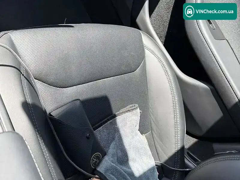 Tesla Model 3 2024, фото з оголошення 1 з 21, VIN 5YJ3E1EAXRF858354