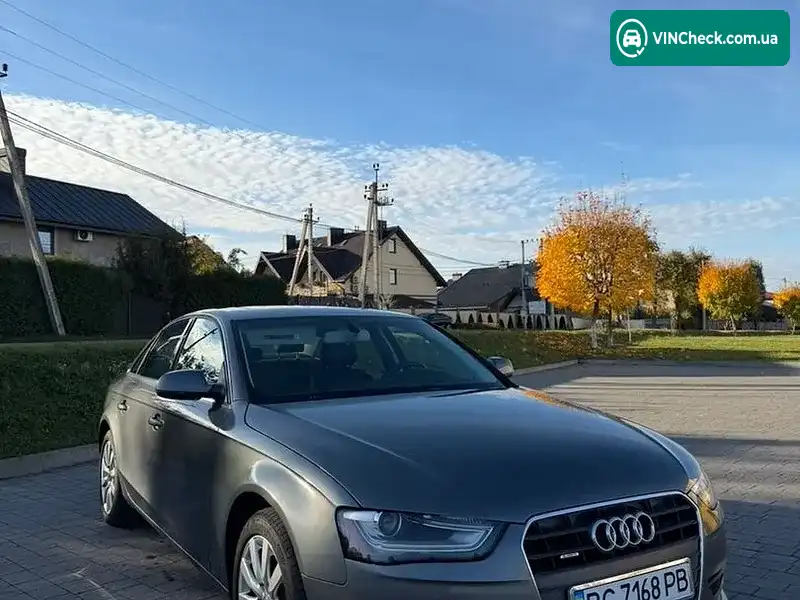 Audi A4 2012, фото з оголошення 1 з 20, VIN WAUBFAFL7DN032769