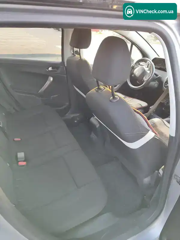 Peugeot 2008 2015, фото з оголошення 2 з 12, VIN VF3CUBHY6FY131237