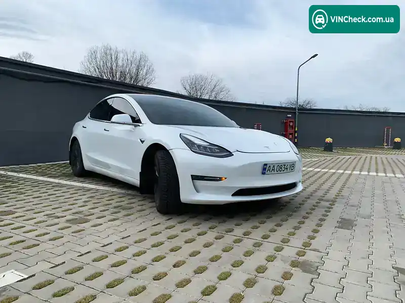 Tesla Model 3 2018, фото з оголошення 1 з 20, VIN 5YJ3E1EA3JF014886