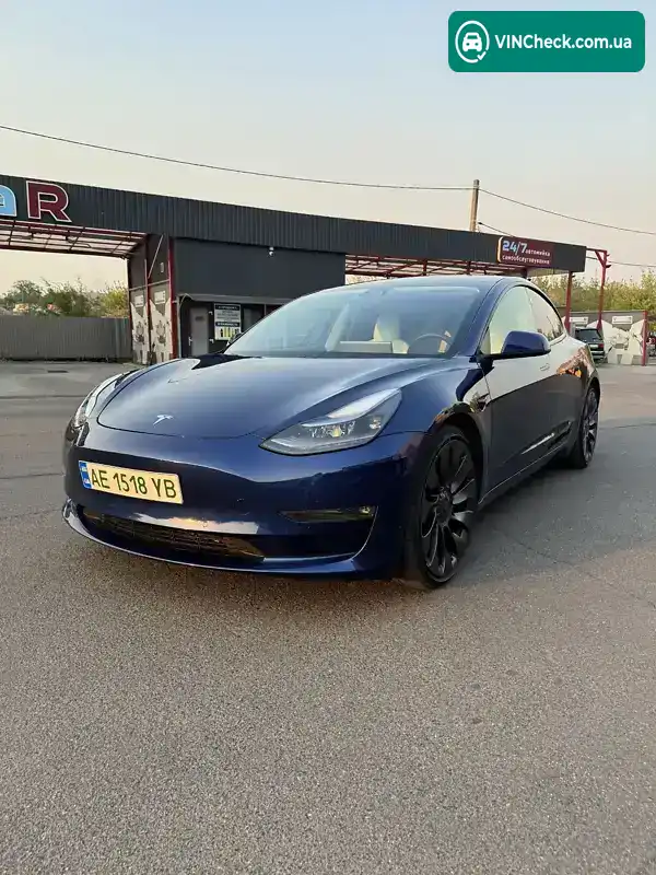 Tesla Model 3 2021, фото з оголошення 1 з 12, VIN 5YJ3E1EC1MF984547
