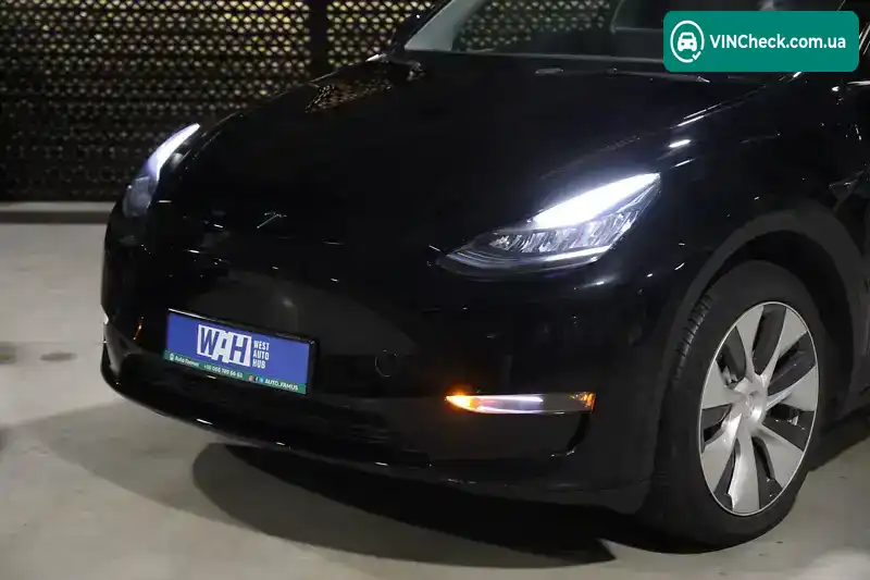 Tesla Model Y 2022, фото з оголошення 2 з 21, VIN 7SAYGDEE5PF607679
