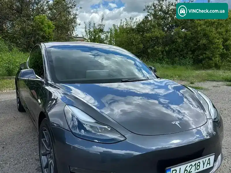 Tesla Model 3 2018, фото з оголошення 1 з 20, VIN 5YJ3E1EA8JF101666