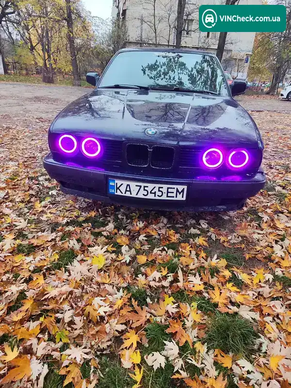 BMW 5 Series 1989, фото з оголошення 1 з 10, VIN WBAHB11040BB19840