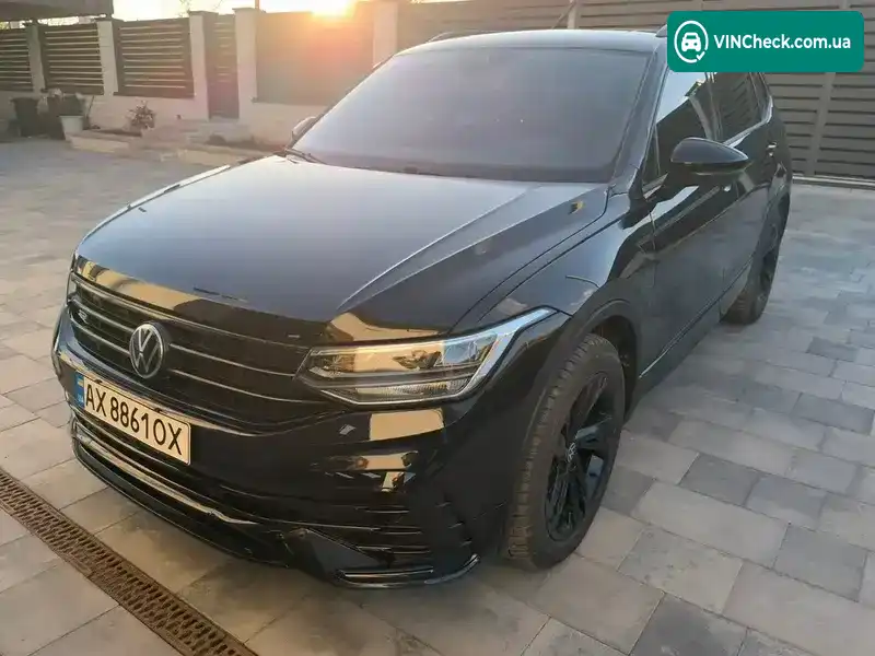 Volkswagen Tiguan 2023, фото з оголошення 1 з 12, VIN 3VVCB7AX3PM114417