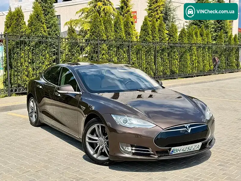 Tesla Model S 2013, фото з оголошення 1 з 20, VIN 5YJSA1DN4DFP15789