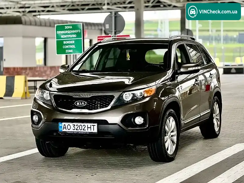 Kia Sorento 2011, фото з оголошення 2 з 20, VIN KNAKU814DC5187055