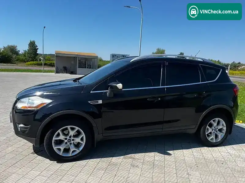 Ford Kuga 2012, фото з оголошення 1 з 13, VIN WF0RXXGCDRCG75411