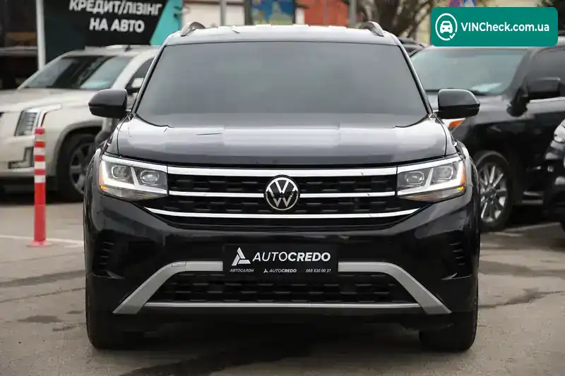 Volkswagen Atlas 2020, фото з оголошення 2 з 19, VIN 1V2GP2CA9MC522820