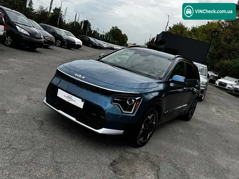 Kia Niro 2023, фото з оголошення 1 з 20, VIN KNDCR3L12P5053885