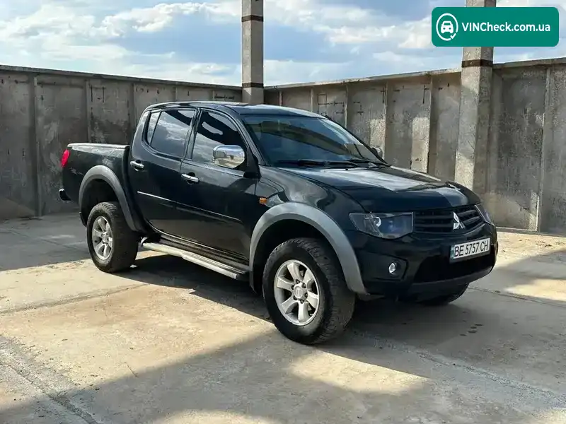 Mitsubishi L 200 2009, фото з оголошення 2 з 11, VIN MMBJRKB409D021029