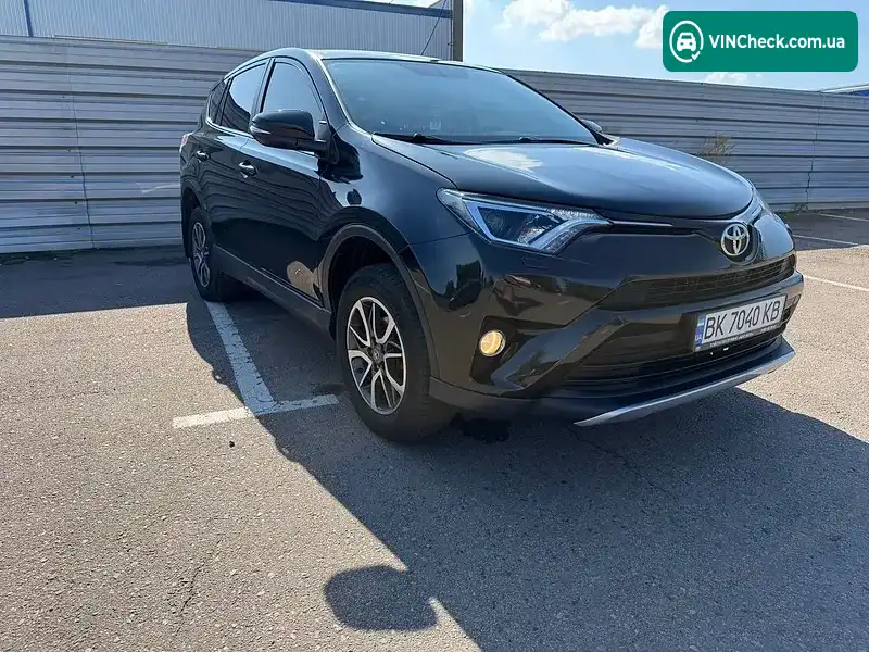Toyota RAV4 2018, фото з оголошення 2 з 20, VIN JTMZDREV40J161370